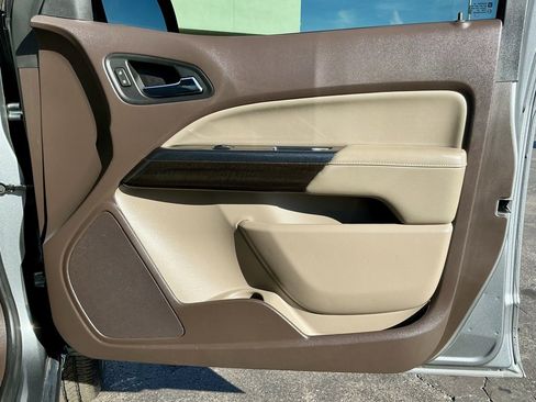 Used 2020 GMC Canyon SLE w/ Elevation Edition image 22