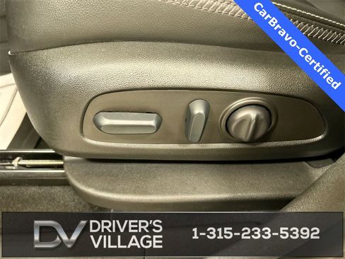 Certified 2023 GMC Terrain Denali w/ Black Diamond Edition image 10