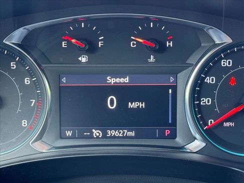 Used 2023 Chevrolet Traverse LT AWD/4WD image 11