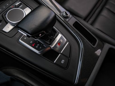 Used 2018 Audi S4 Premium Plus w/ Navigation Package image 25