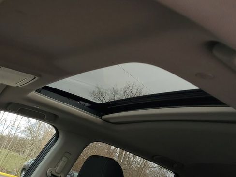 Used 2024 Honda CR-V EX image 9