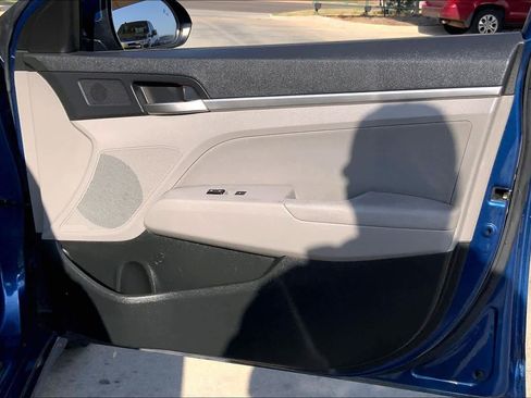 Used 2020 Hyundai Elantra SEL image 22