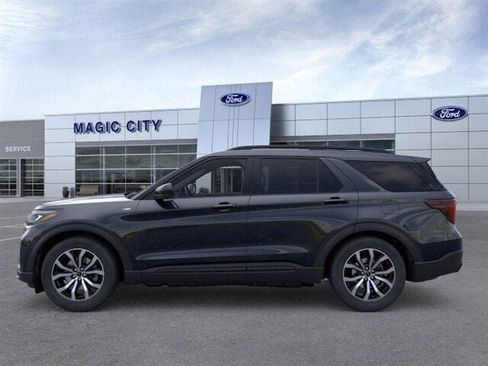 New 2026 Ford Explorer ST-Line AWD/4WD image 3