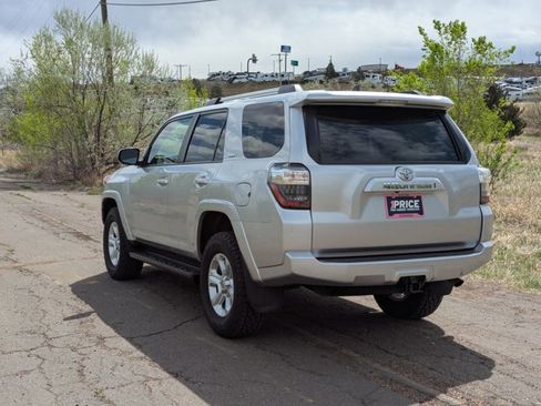 Used 2022 Toyota 4Runner SR5 image 8