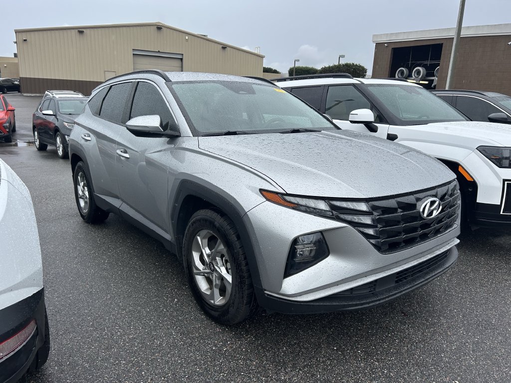 Used 2022 Hyundai Tucson SEL FWD image 2