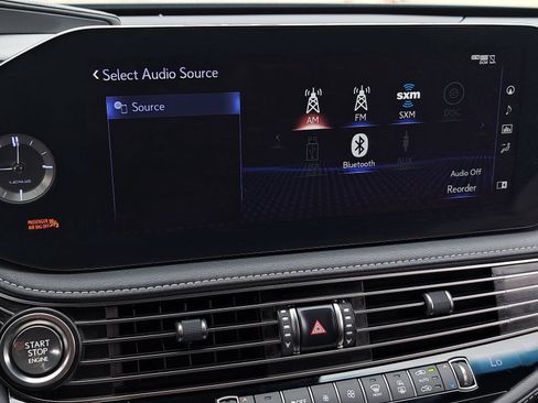 Used 2022 Lexus LS 500 w/ Interior Upgrade Package RWD image 24