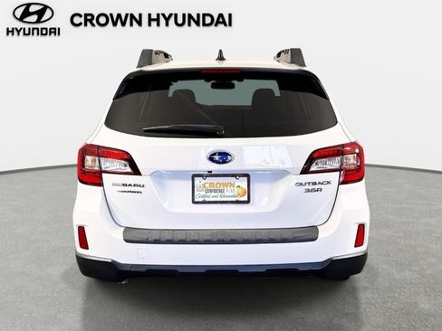 Used 2016 Subaru Outback 3.6R Limited AWD/4WD image 6