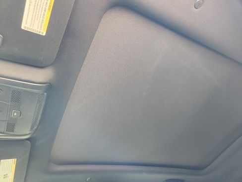 Used 2020 Cadillac XT5 Premium Luxury w/ LPO, Floor Liner Package image 26