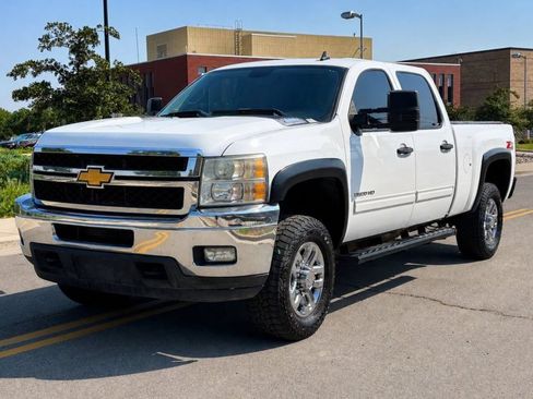 Used 2011 Chevrolet Silverado 2500 LT w/ Interior Plus Package AWD/4WD image 1
