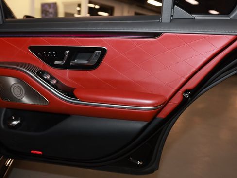 Used 2022 Mercedes-Benz S 580 4MATIC Sedan image 20