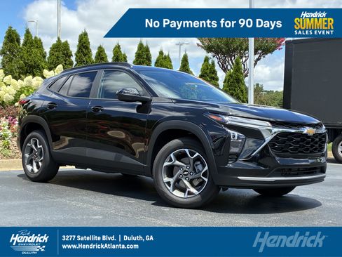 Used 2026 Chevrolet Trax LT FWD image 1