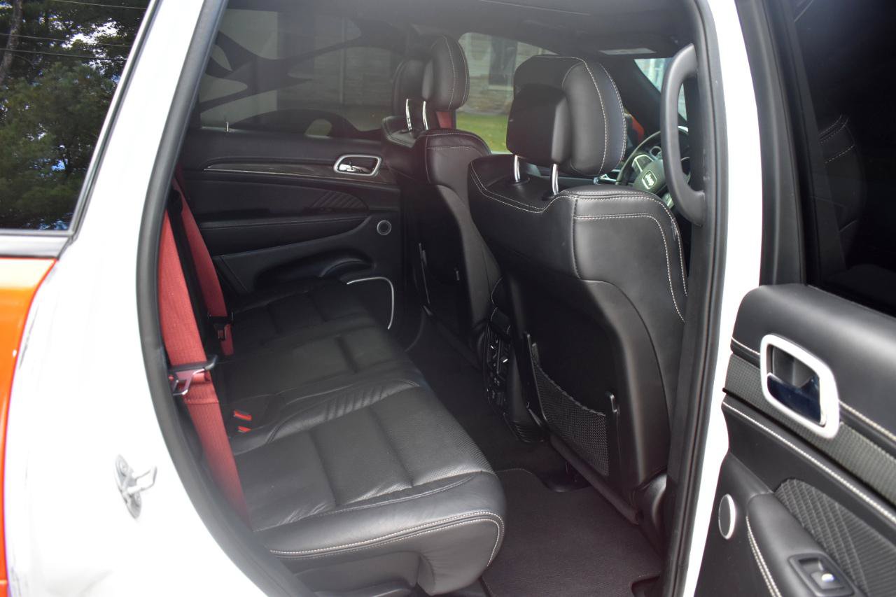 Used 2018 Jeep Grand Cherokee Trackhawk AWD/4WD image 27