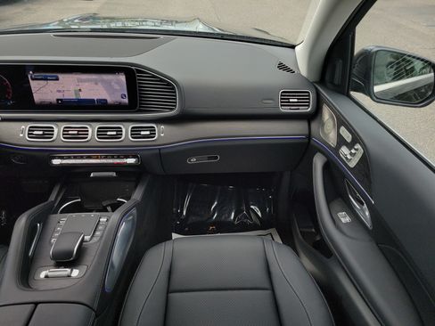 Certified 2026 Mercedes-Benz GLS 450 4MATIC image 20