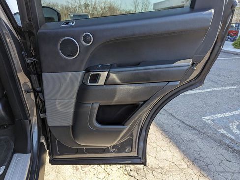 Used 2019 Land Rover Range Rover Sport Supercharged image 36