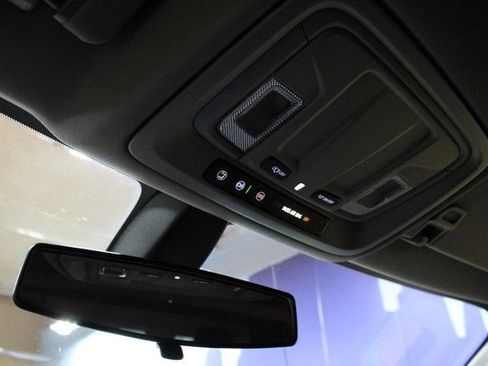 Used 2020 Chevrolet Silverado 1500 Custom w/ Custom Value Package AWD/4WD image 26