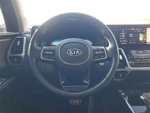 Certified 2021 Kia Sorento SX Prestige image 12