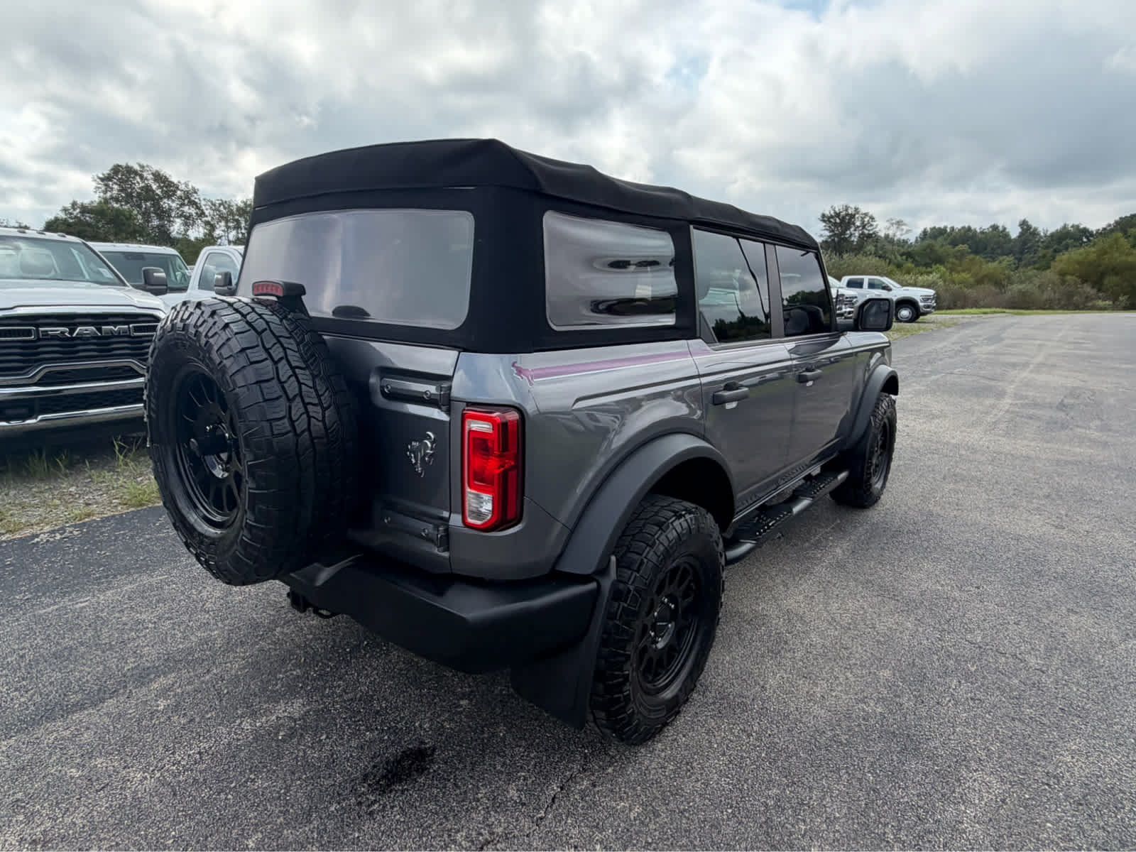 Used 2022 Ford Bronco 4-Door AWD/4WD image 5