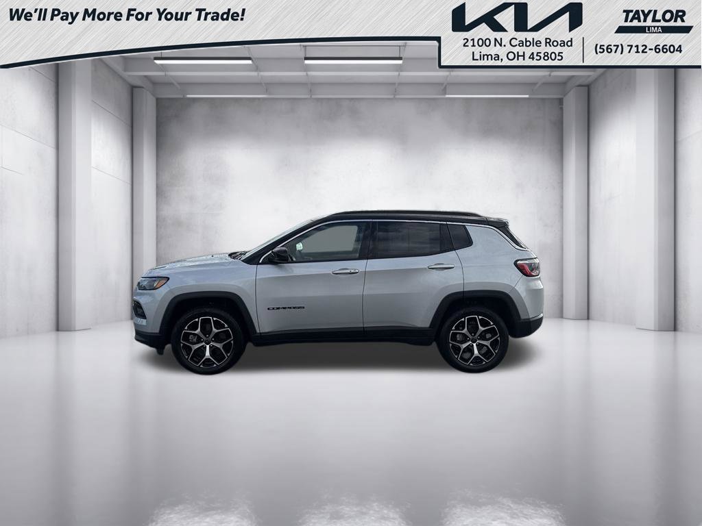 Used 2025 Jeep Compass Limited AWD/4WD image 3