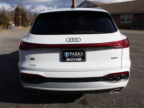 New 2025 Audi Q5 Premium Plus image 7