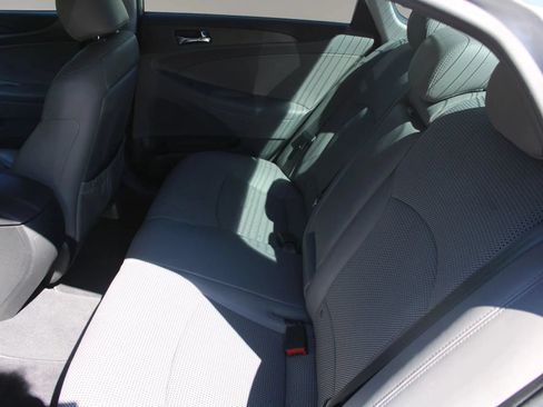 Used 2012 Hyundai Sonata SE FWD image 20