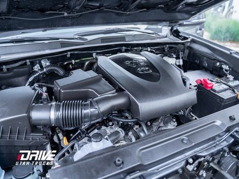 Used 2023 Toyota Tacoma 4x4 Double Cab w/ Trail Edition image 43