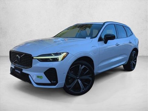 Certified 2023 Volvo XC60 T8 Ultimate w/ Climate Package image 1