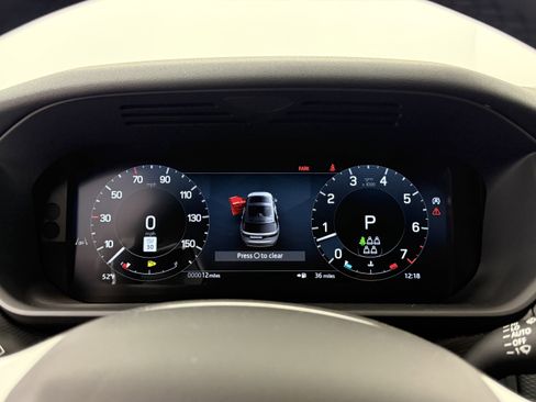 New 2026 Land Rover Discovery Limited Edition image 20