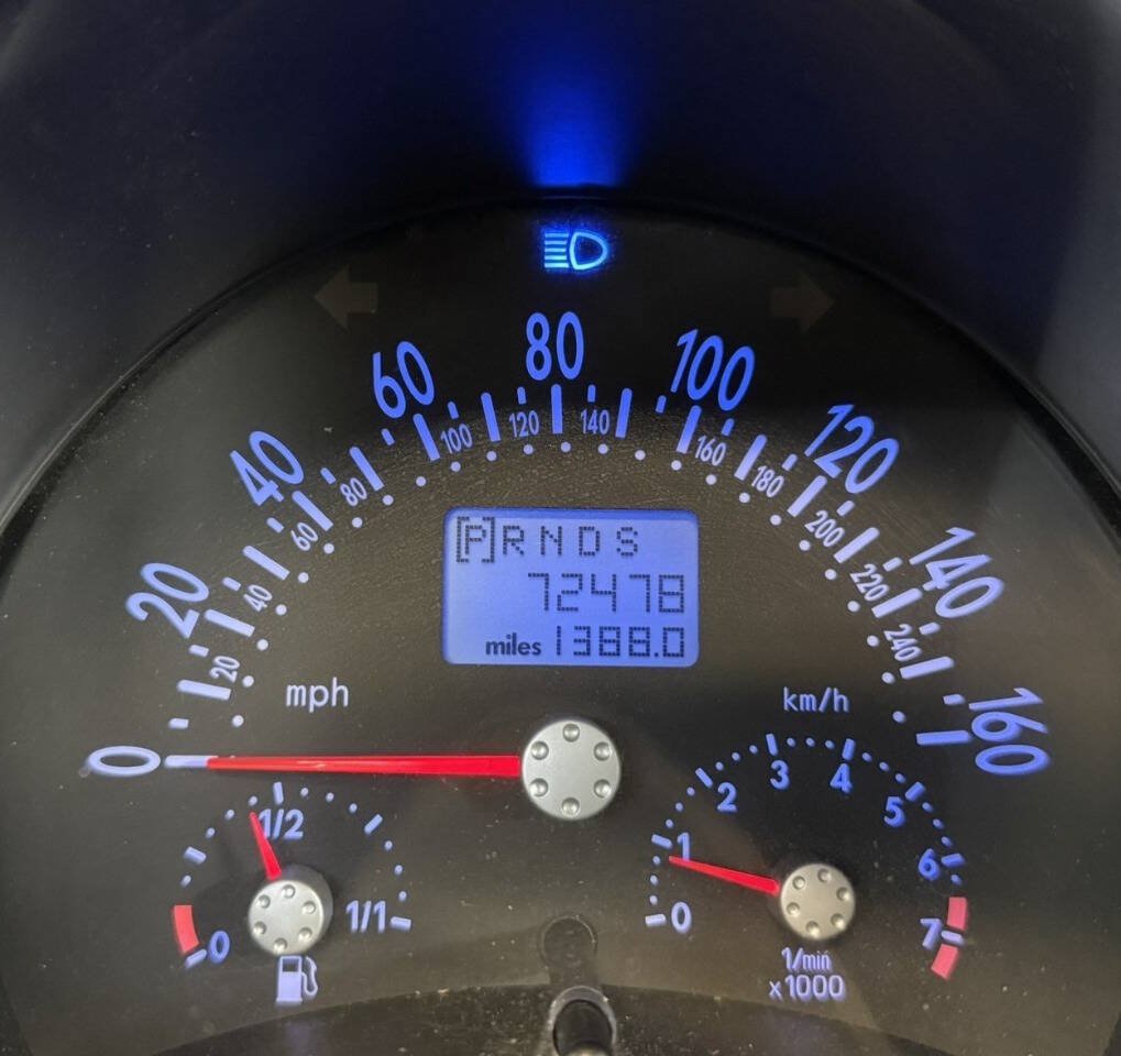 Used 2003 Volkswagen Beetle GLX FWD image 16