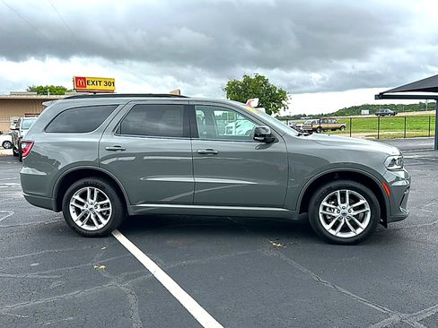Used 2024 Dodge Durango GT AWD/4WD image 9