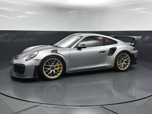 Used 2018 Porsche 911 GT2 RS RWD image 1