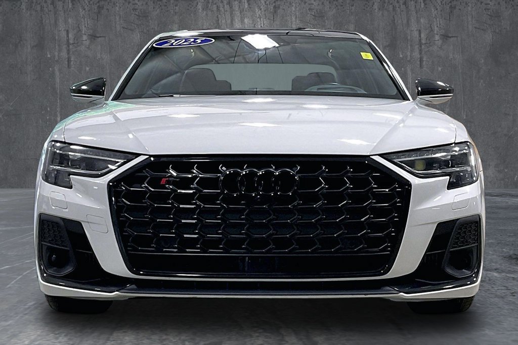 Used 2025 Audi S8 w/ Executive Package AWD/4WD image 2