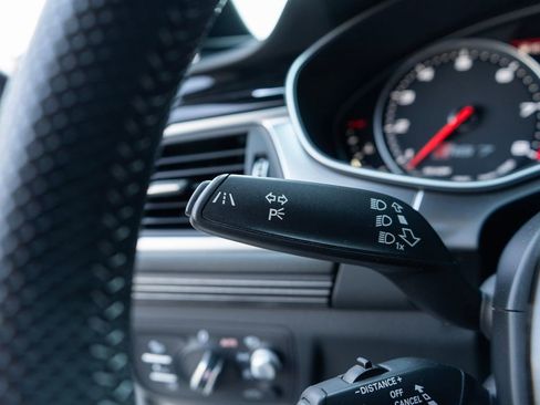 Used 2017 Audi RS 7 Performance AWD/4WD image 14