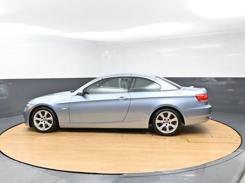 Used 2009 BMW 335i Convertible RWD image 4