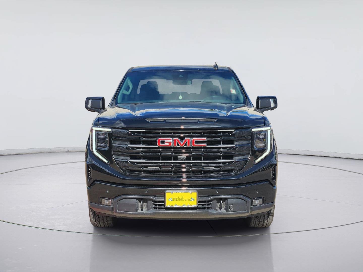 Used 2026 GMC Sierra 1500 Elevation w/ Preferred Package AWD/4WD image 2