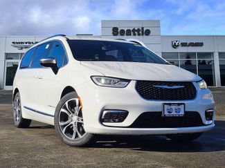 New 2026 Chrysler Pacifica Pinnacle video 1