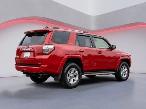 Used 2022 Toyota 4Runner SR5 image 5