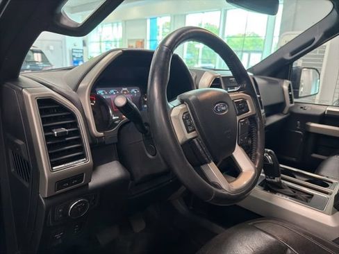 Used 2018 Ford F150 Lariat w/ Equipment Group 502A Luxury AWD/4WD image 14