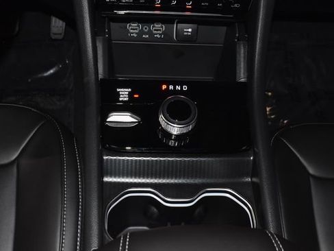 New 2025 Jeep Grand Cherokee L Limited w/ Trailer Tow Package image 19