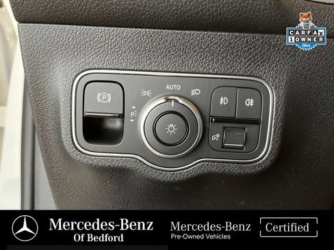Used 2024 Mercedes-Benz GLB 250 4MATIC image 29