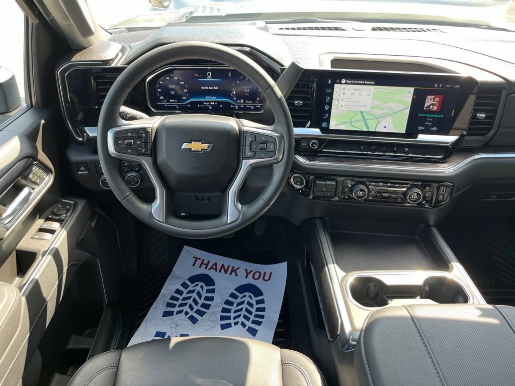 Used 2025 Chevrolet Silverado 2500 LTZ w/ LTZ Convenience Package AWD/4WD image 14
