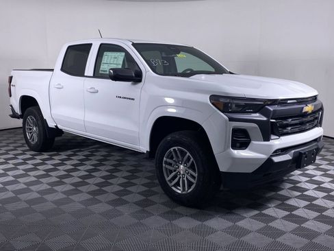 New 2026 Chevrolet Colorado LT w/ LT Convenience Package AWD/4WD image 20