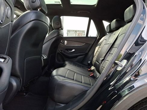 Used 2020 Mercedes-Benz GLC 300 4MATIC image 13