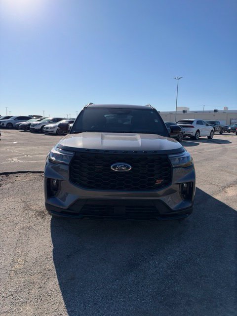Used 2025 Ford Explorer ST w/ Sun And Sound Package AWD/4WD image 1