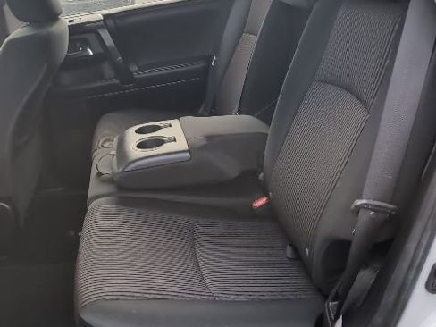 Used 2024 Toyota 4Runner TRD Off-Road image 10