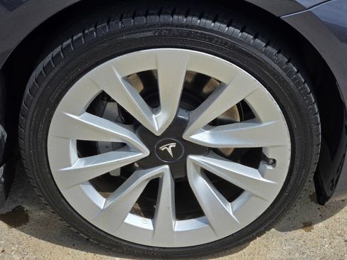 Used 2021 Tesla Model 3 Standard Range Plus RWD image 7