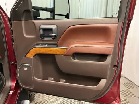Used 2016 Chevrolet Silverado 3500 High Country w/ Duramax Plus Package AWD/4WD image 29