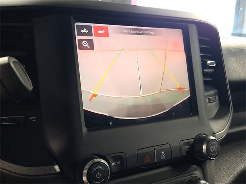 Used 2024 RAM 3500 Tradesman w/ Chrome Appearance Group image 23