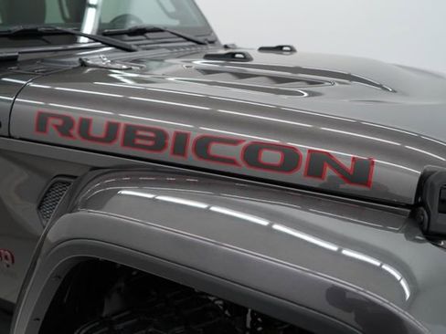 Used 2018 Jeep Wrangler Unlimited Rubicon w/ Dual Top Group image 70