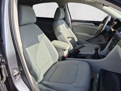 Used 2014 Volkswagen Passat 1.8T S FWD image 19