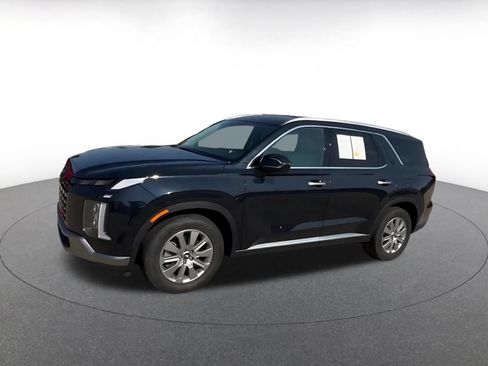 Used 2025 Hyundai Palisade SEL FWD image 6